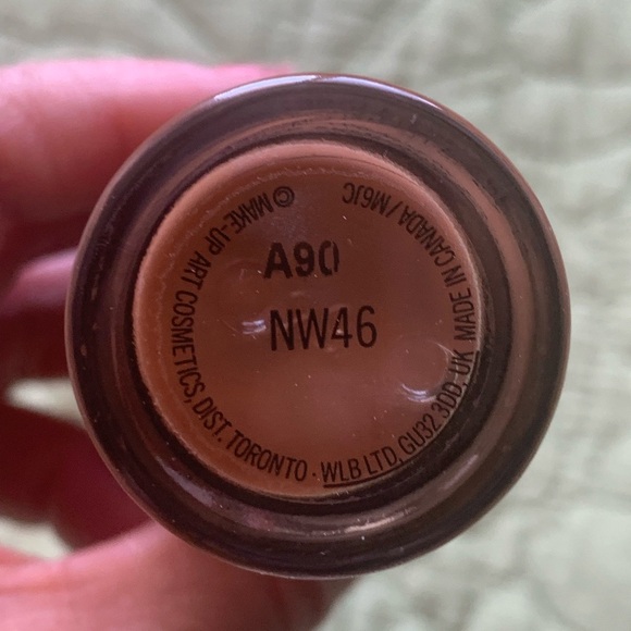 MAC Cosmetics Studio Fix Fluid Foundation SPF NW46 - Picture 5 of 6